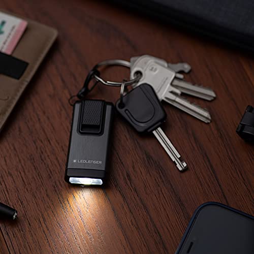 Ledlenser K6R Schlüsselbundleuchte, 400 Lumen, wiederaufladbar, mit USB-A -Schnittstelle, mit Rotlicht (Grau)