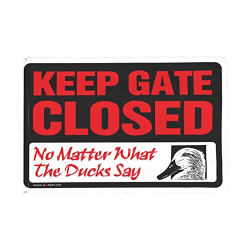 Drapeau Keep Gate Closed pour habiller grand mur vide de garage