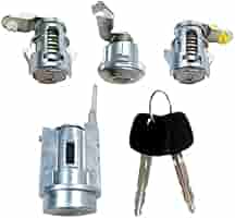 TOYOTA4本ロック。 89 - 95 TOYOTA PICKUP IGNITION DOOR LOCK CYLINDER KEY SET