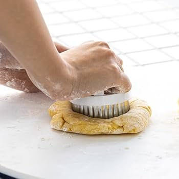 Amazon | ゆとりの空間 栗原はるみ スコーン・クッキー型 3pcs