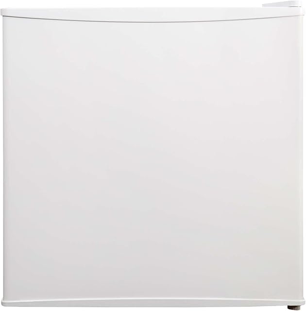White Mini Freezer, Counter Or Table Top, Freestanding, 31 Litres - SIA TT22WH