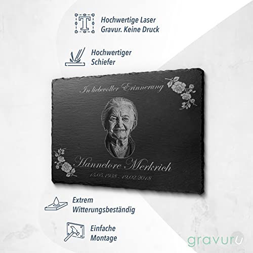 CHRISCK design Schiefer Grabschmuck wetterfest 22x14 cm oder 30 x 20 cm - personalisierte Grabplatte Urnengrab Grab - Gedenktafel Grabstein mit Gravur für geliebten Menschen - Grabdeko
