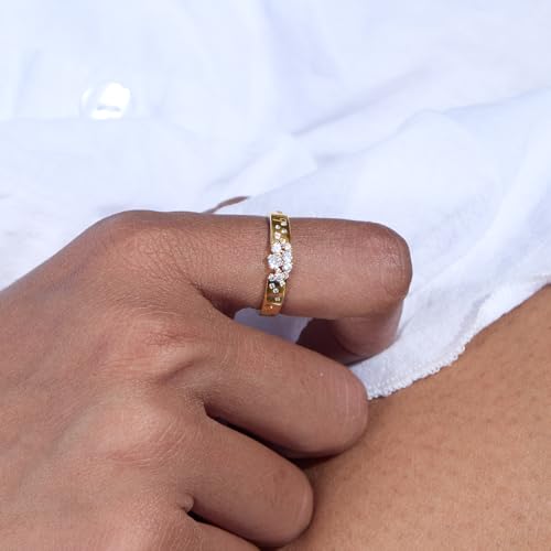 STORYJEWELLERY Cocktail Ring, Cluster Rings for Women, Gold Plated Band Ring, Wedding Bands for Women, Gold Plated Rings, Size 8 by STORYJEWELLERY - Used condition - Image 3