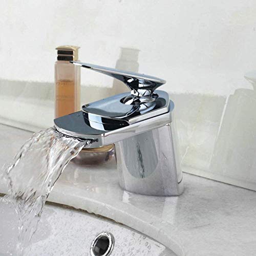 Robinet de salle de bains cascade pour créer une ambiance spa unique