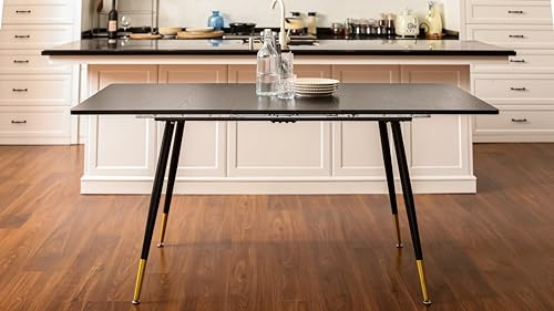 Table à manger modulable scandinave noire résolvant le manque d'espace