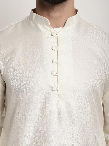 Image of SOJANYA Men's Silk Blend Kurta with Paisley Design