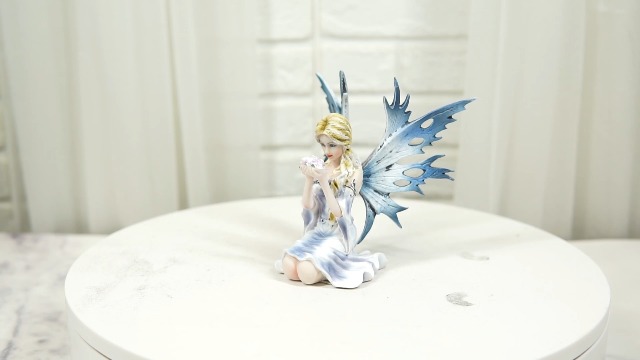 Amazon.com: Ebros Winter Fairy with Frost Flake Wings Holding