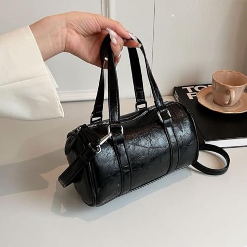 新品　ファミリア　舟形ポシェット　ナイロンショルダーバッグ familiar - ファミリアチェック 舟形ポシェット ママバッグ