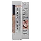 Aplica producto ligeramente en la ceja para rellenar las zonas despobladas | Usa el cepillo angular para perfilar y definir la forma de la ceja | Para terminar, peina las cejas con el cepillo
