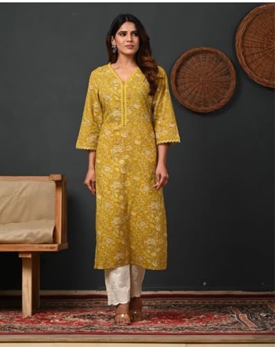 Image of Women's Pure Cotton Regular Fit Floral Printed A-Line Kurta