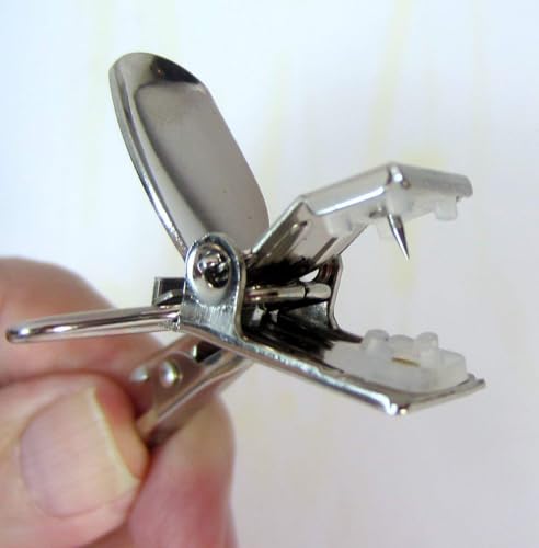 Image of Holdup Silver No-Slip replacement patented finger clips
