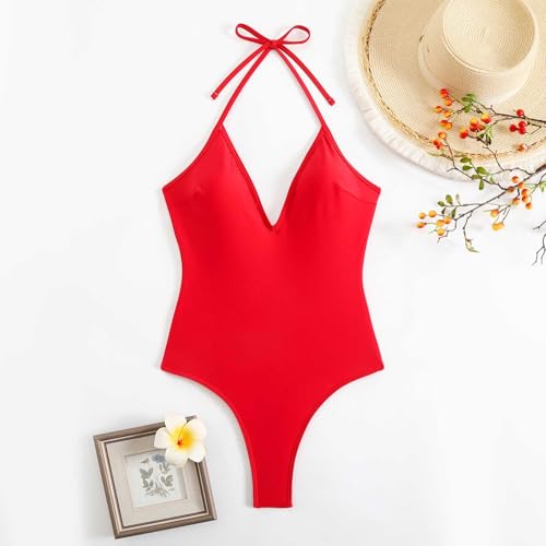 Bañador de mujer para la playa con espalda abierta y corte alto ideal para el verano 2