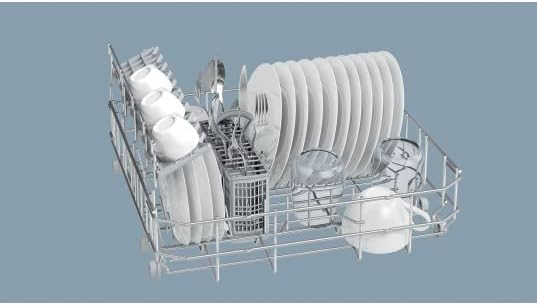 Bosch SKS62E32EU Serie 4 Freestanding Compact Dishwasher, 6 place settings, 55cm wide, White