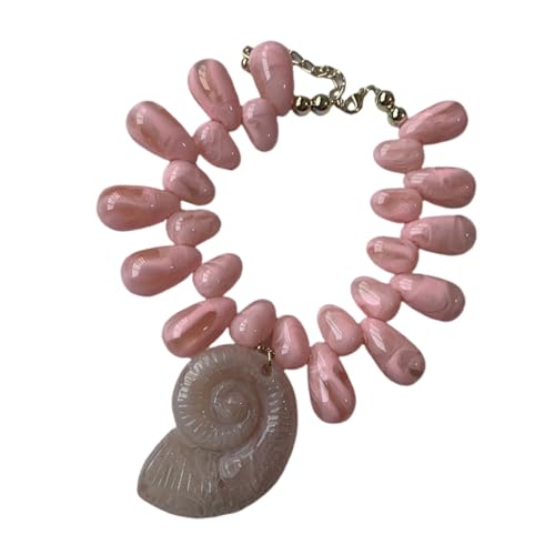 Collier conque amical pour vos fêtes sur la plage et look d'été
