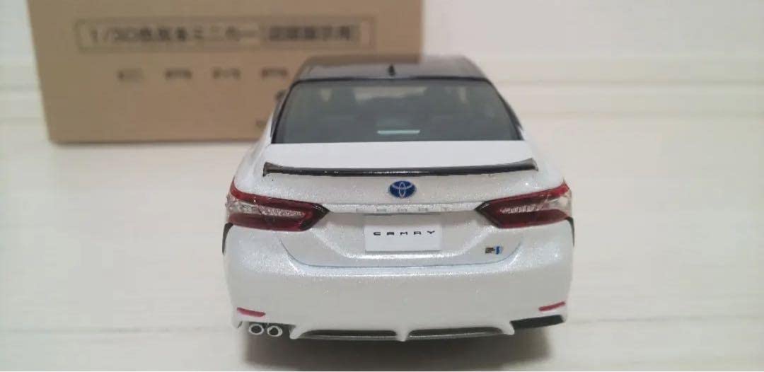Amazon.co.jp: TOYOTA／新型カムリ／color2PS（218