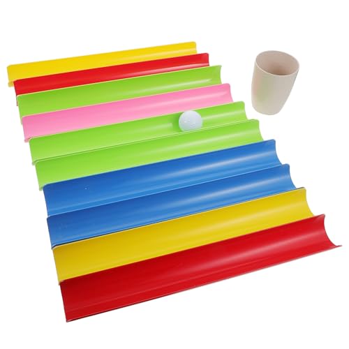 Jeu de relais de U et entraînement plusieurs styles de motricité pour garçon et filles