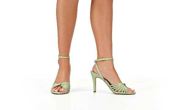 Watch Journee Collection VANITA on Amazon Live