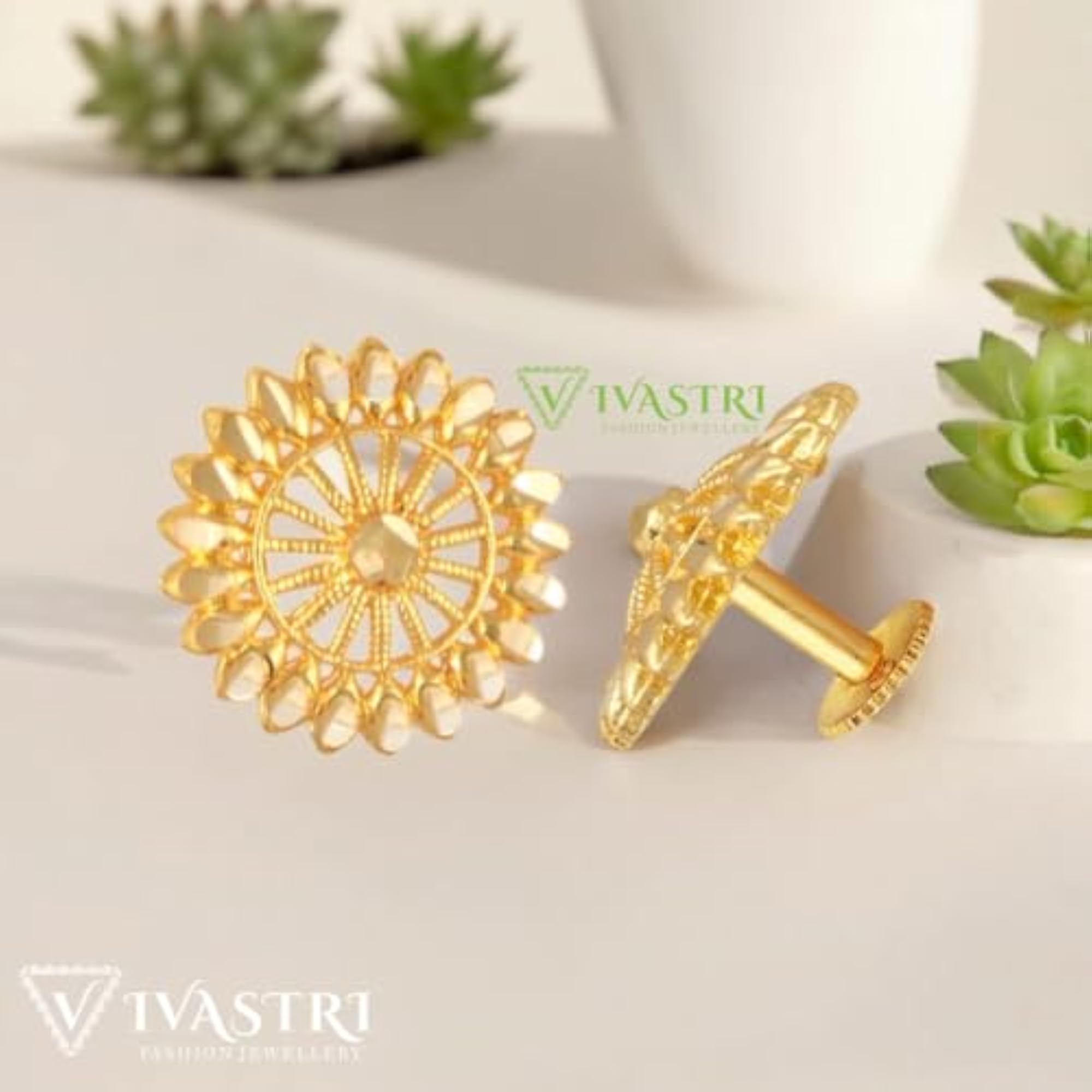 Women's Elegant Gold Plated Flower Styled Stud Earrings