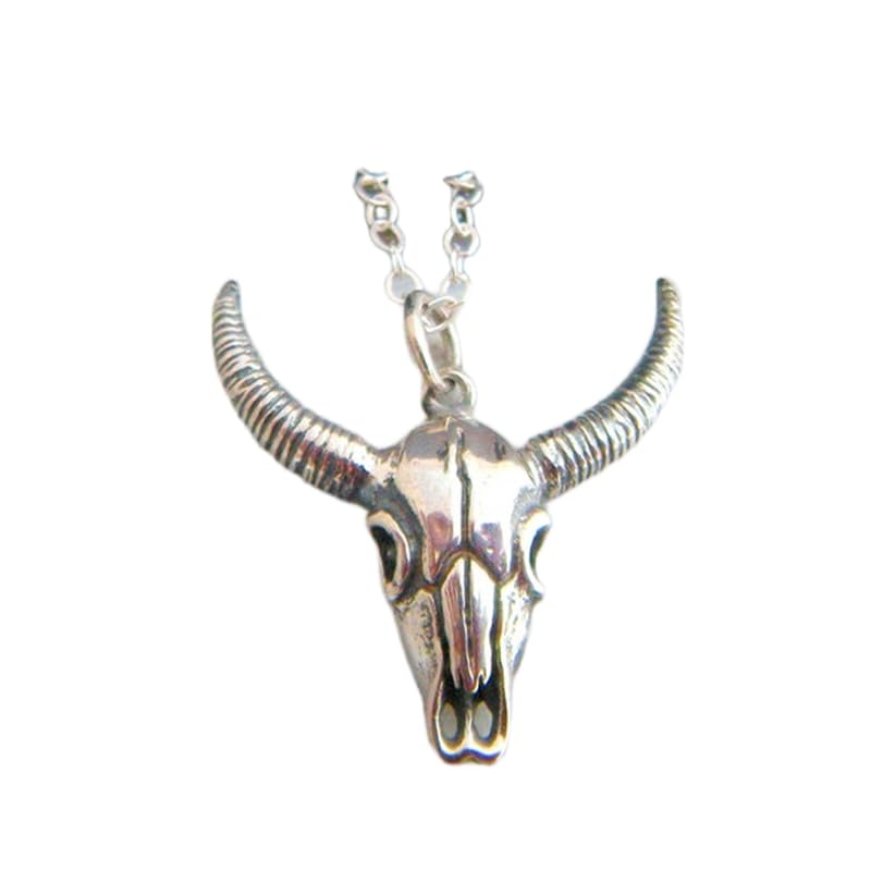 Collar de calavera de vaca para estilo rodeo rústico y looks de vaquera occidental