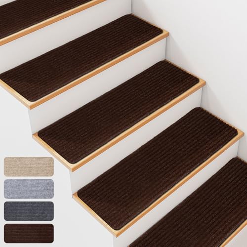 La mejor selección de Alfombras de escalera los mejores 5. 44 15 peldaños antideslizantes para escaleras de madera – 8 x 30 pulgadas para interiores antideslizantes, alfombras de escalera con respaldo autoadhesivo, extraíbles y lavables a...