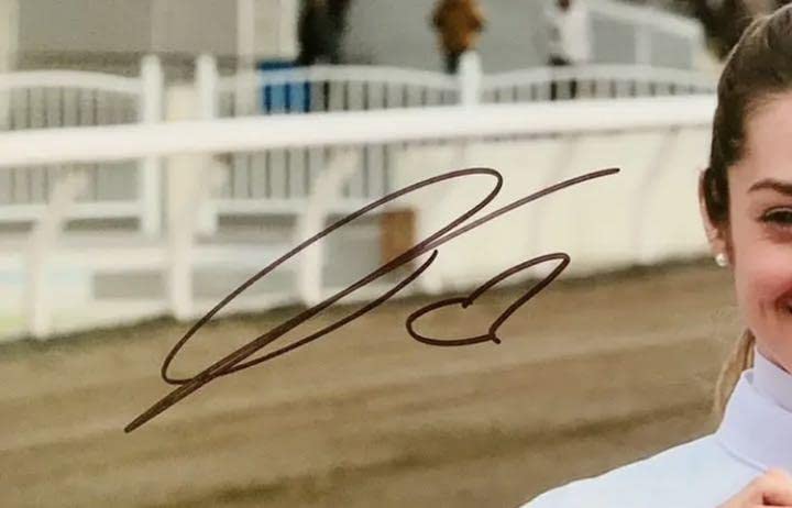 ミカエル・ミシェルさん 直筆サイン付き写真 競馬 JRA 川崎競馬 証明書付1枚 Amazon.co.jp: 直筆サイン付き ミカエルミシェル 競馬 JRA 川崎