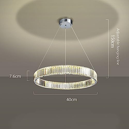 Lustre de luxe résolvant le manque de luminosité des grands salons modernes