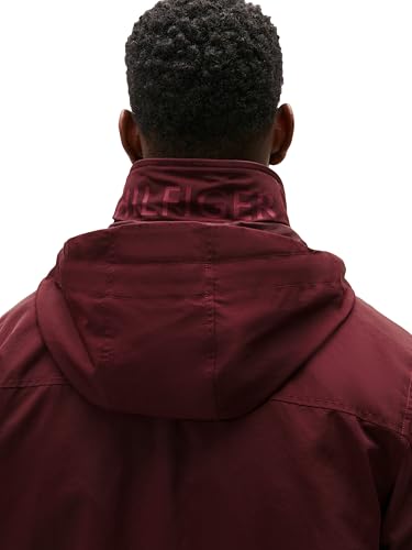 Image of Tommy Hilfiger Men's Lightweight Waterproof Regatta Bomber Jacket