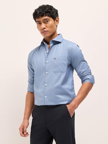 Image of THE Bear House Men's Checked Slim Fit Shirt