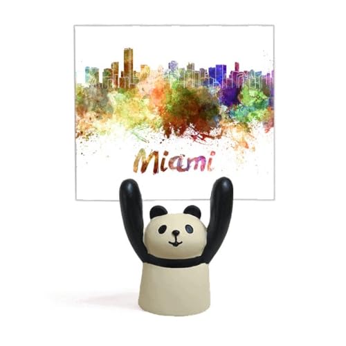 Support pour aquarelle amecity panda sur le bureau de l'artiste