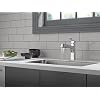 Peerless Xander Pull Out Kitchen Sink Faucet with Pull Out Sprayer, Chrome P6919LF