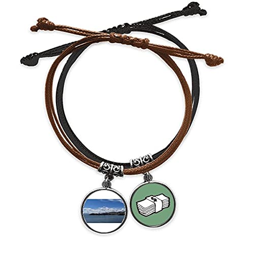 Pulsera de olas marinas en cuero hecha a mano para lucir en tus viajes