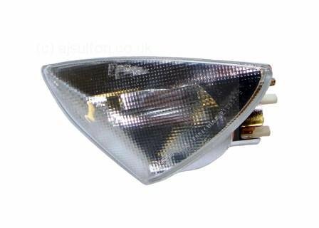 Clignotant avant gauche Piaggio Runner RST 639186 pièce rechange système électrique