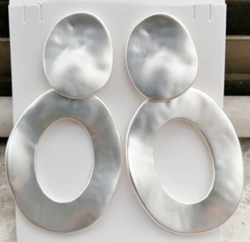 Greichfan Matte Silver Harmmered Disc Clip On Earrings For Women Big Oval Hoop Dangle Clip Earrings For Women Girls Gift thumb #2
