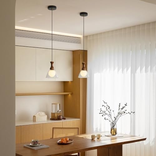 Lámpara colgante europea para cenas acogedoras sobre madera 2