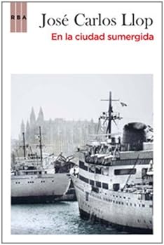 Paperback En la ciudad sumergida [Spanish] Book