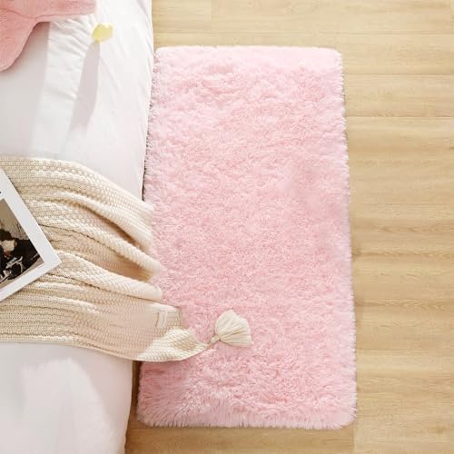 AIMECOピンクラグマット 可愛いカーペット 洗える じゅうたん 小さめ 抗菌 北欧おしゃれ rug carpet 子供部屋 リビング 女の子寮 サラリーマン 60*160cmピンク