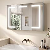 SONNI 3 Türiger Spiegelschrank Bad mit Beleuchtung, 90cm Breit Grau LED Badezimmer Spiegelschrank mit Anti-Beschlag, Steckdose, 3 Lichtfarben, Dimmbar, Vollständig Montiert