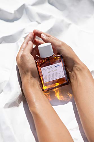 KORRES Eau de Toilette White Tea pour Femme, 88% d'Origine Naturelle, Floral Frais, Longue Tenue, Flacon Verre Ambré 50 ml - Image 4