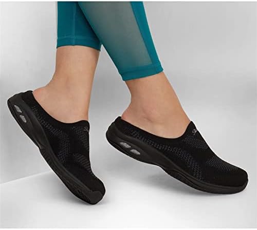 Skechers womens Commute Time - in Knit to Win Clog, Black/Black, 9 US | Image 5