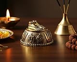 Balaji Charan Paduka : représente les pieds sacrés du Seigneur Balaji (Venkateshwara Swamy), invitant bénédictions et paix.
