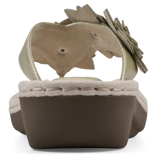 Image of CLIFFS BY WHITE MOUNTAIN Women's Content Floral Sandal