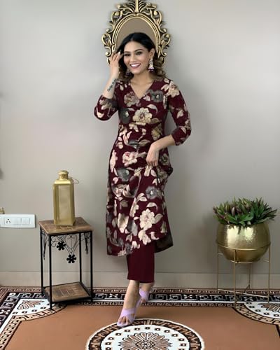 Image of GoSriKi Women's Cotton Blend Printed Kurta with Pant