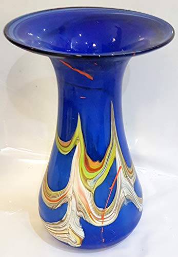 Vaso grande de cristal colorato, vaso panciuto colorate modern, nel colore blu, bianco marmorizzato in vetro soffiato con la bocca, decorativa vaso con decorazzione in vetro colorato, altezza 30-33 cm, progettato e realizzato dalla Oberstdorfer Glashütte