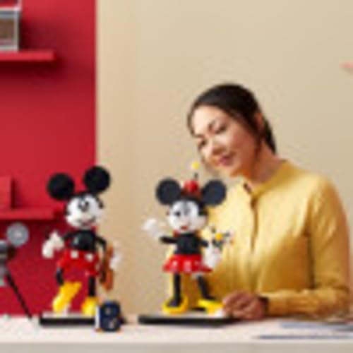 Disney Mickey Mouse & Minnie Mouse Buildable Characters (43179), Classic-Style Mickey Mouse Collectible Adult Building Kit, New 2021 (1,739 Pieces) - Lego - Immagine 2