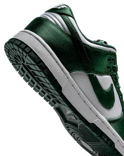 Image of Nike Women's Dunk Low Sneaker