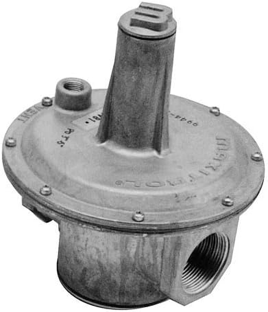 MAXITROL Pressure Regulator Natural Gas, 1-1/2" FPT Gas in/Out, 1 PSI, 3"-6"" WC. 52-1044