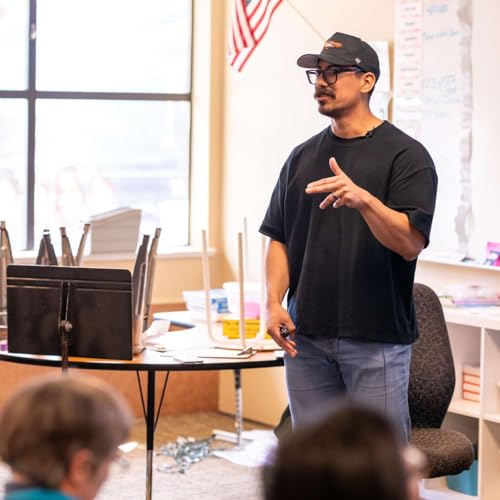 Alex Portillo - A Practical Guide to Creating Social Media Videos Podcast Por  arte de portada