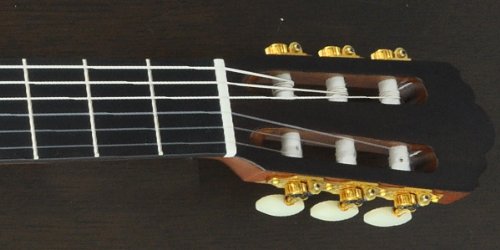 ヤマハ『クラシックギターGC32C』