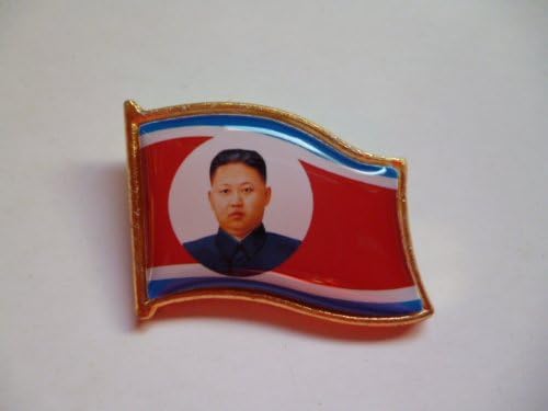 Amazon 北朝鮮 金正恩バッジ レプリカ バッジ おもちゃ