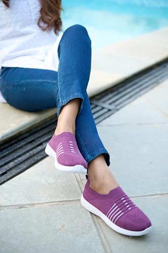 Image of Women's Trendy Sneakers - Fashionable Comfort for Every Step Alia-3